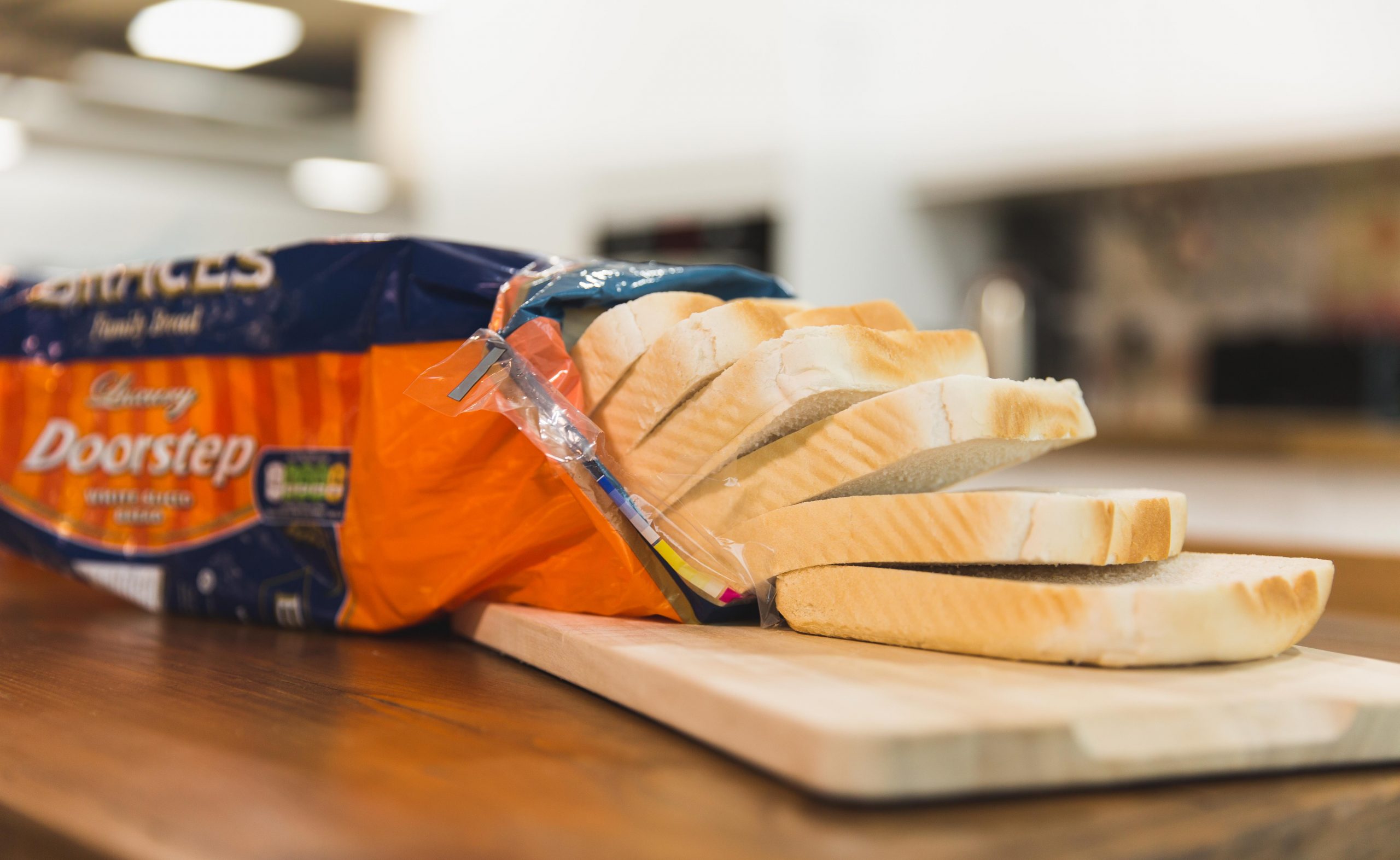 Brace's Bakery makes changes to loaves after 25 years Herald.Wales