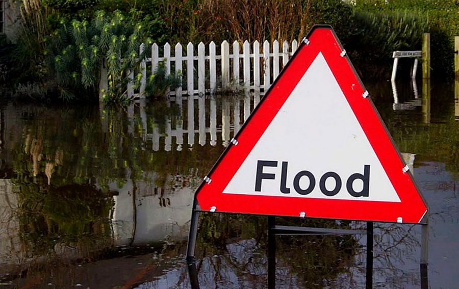 Homes evacuated in Newcastle Emlyn over flood risk