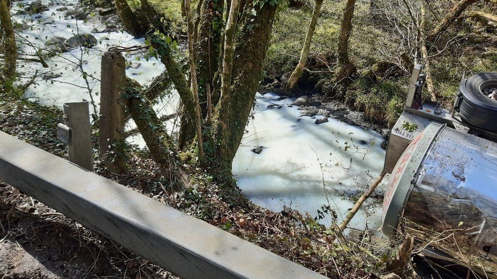 Milk tanker accident turns Carmarthenshire’s River Dulais white
