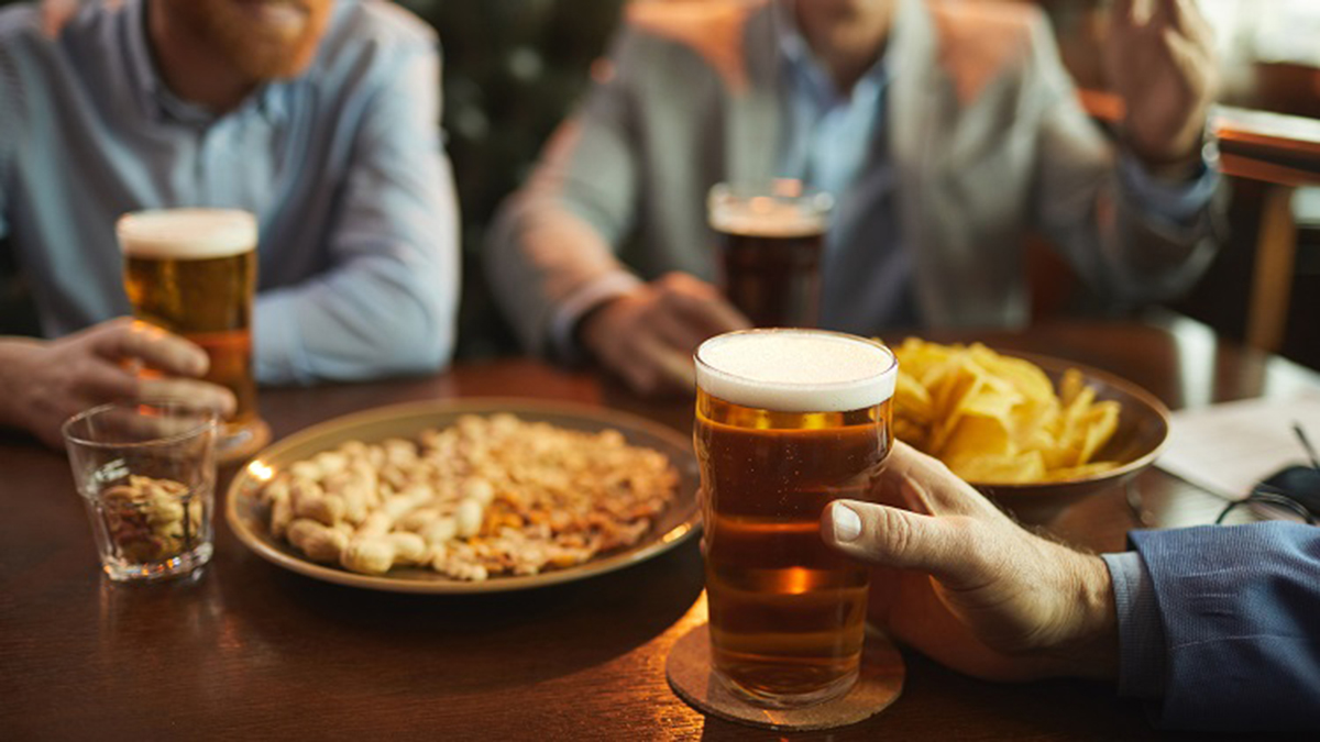 Welsh drinkers more likely to consume low and no alcohol than rest of UK