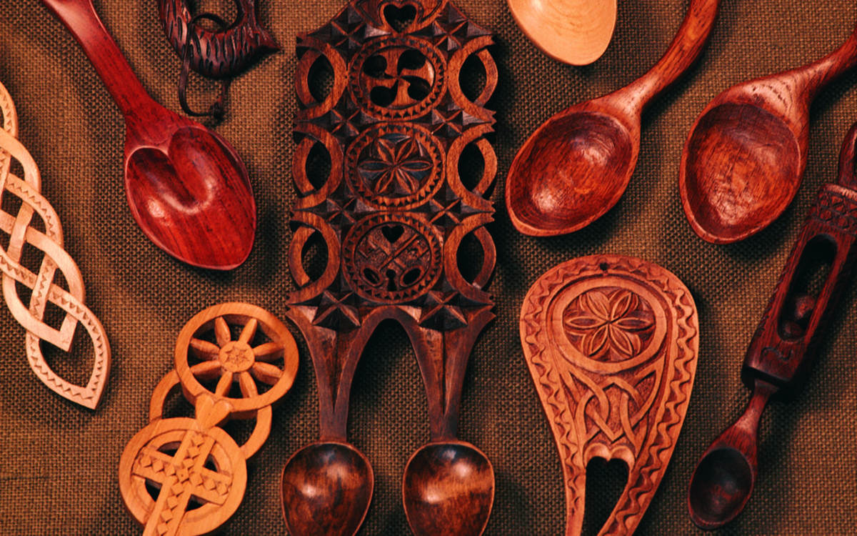 Lovely history Where Welsh Love Spoons come from and why.... Herald