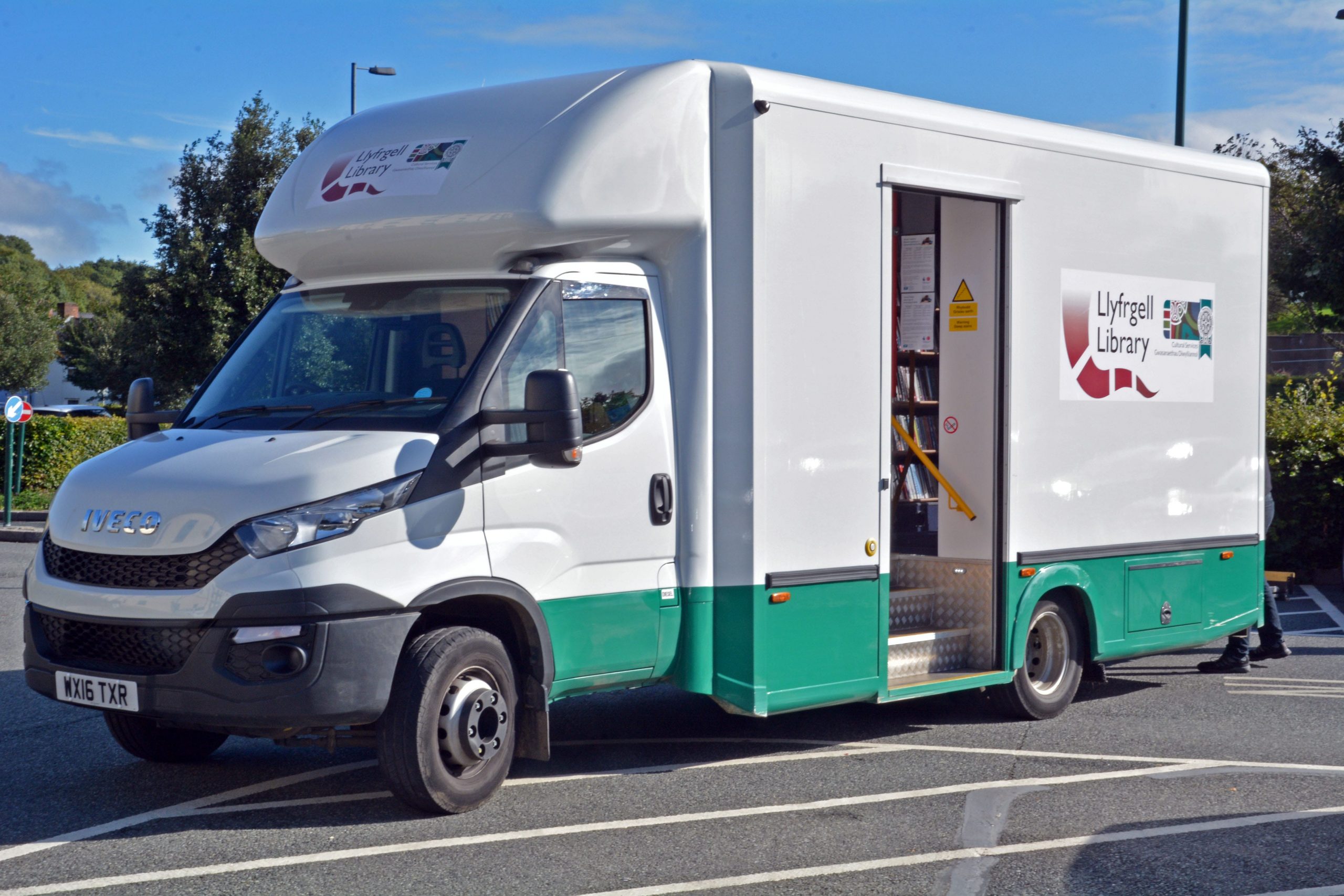 Mobile Library to visit Narberth on Monday and Saturday mornings
