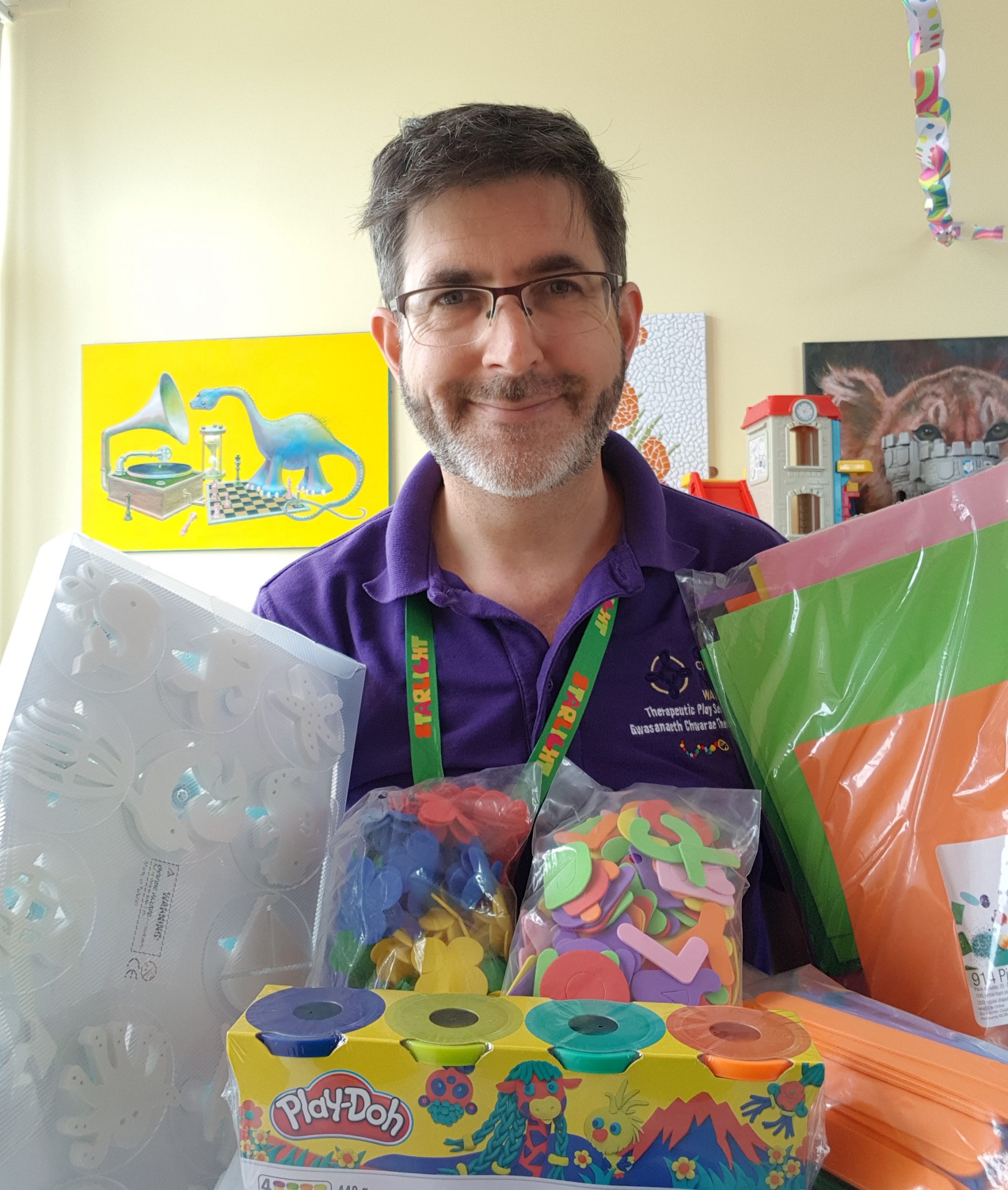 Hywel Dda Health Charities buys materials for children’s ward Herald