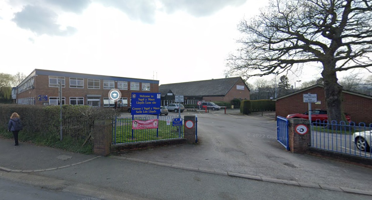Site safety raised during Estyn inspection of Wrexham school Herald.Wales