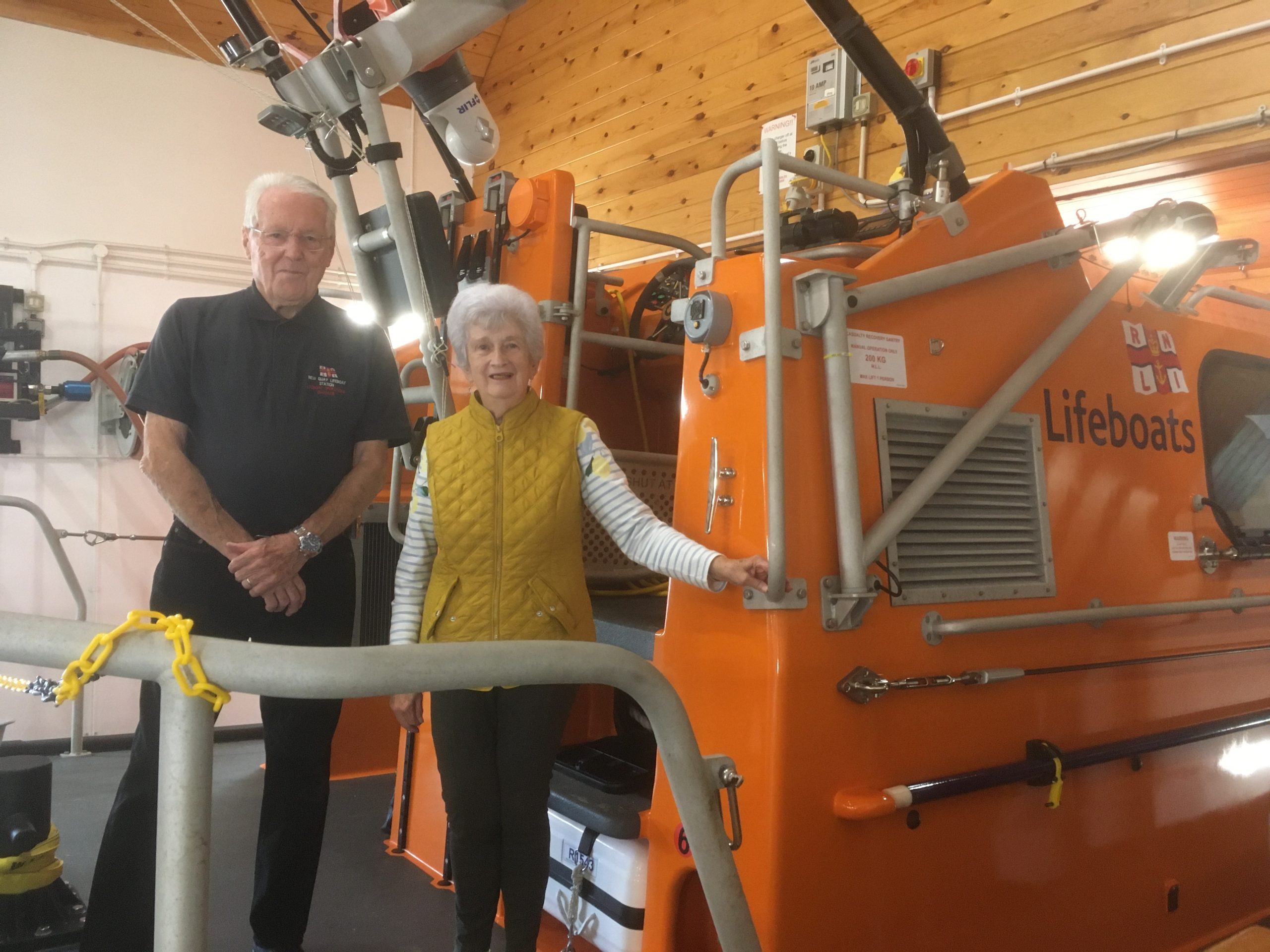 Cardiff knitting group makes donation to New Quay RNLI’s Shannon